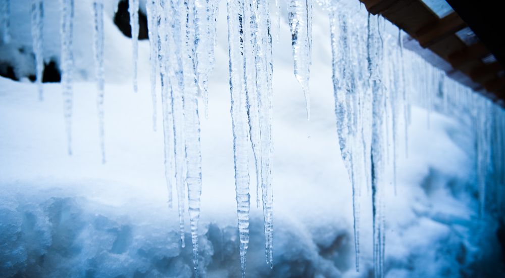 『氷』の付く季語 一覧 – 季節の美しい言葉