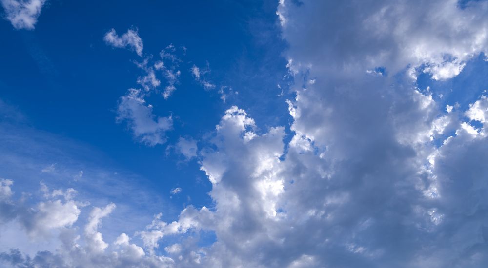 『雲』の付く季語 一覧 – 季節の美しい言葉