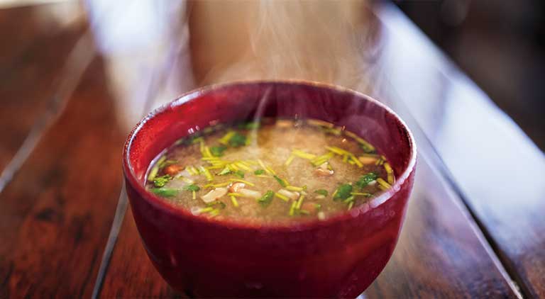 Japanese Healthy Food: Miso Soup Ingredient List & Recipe